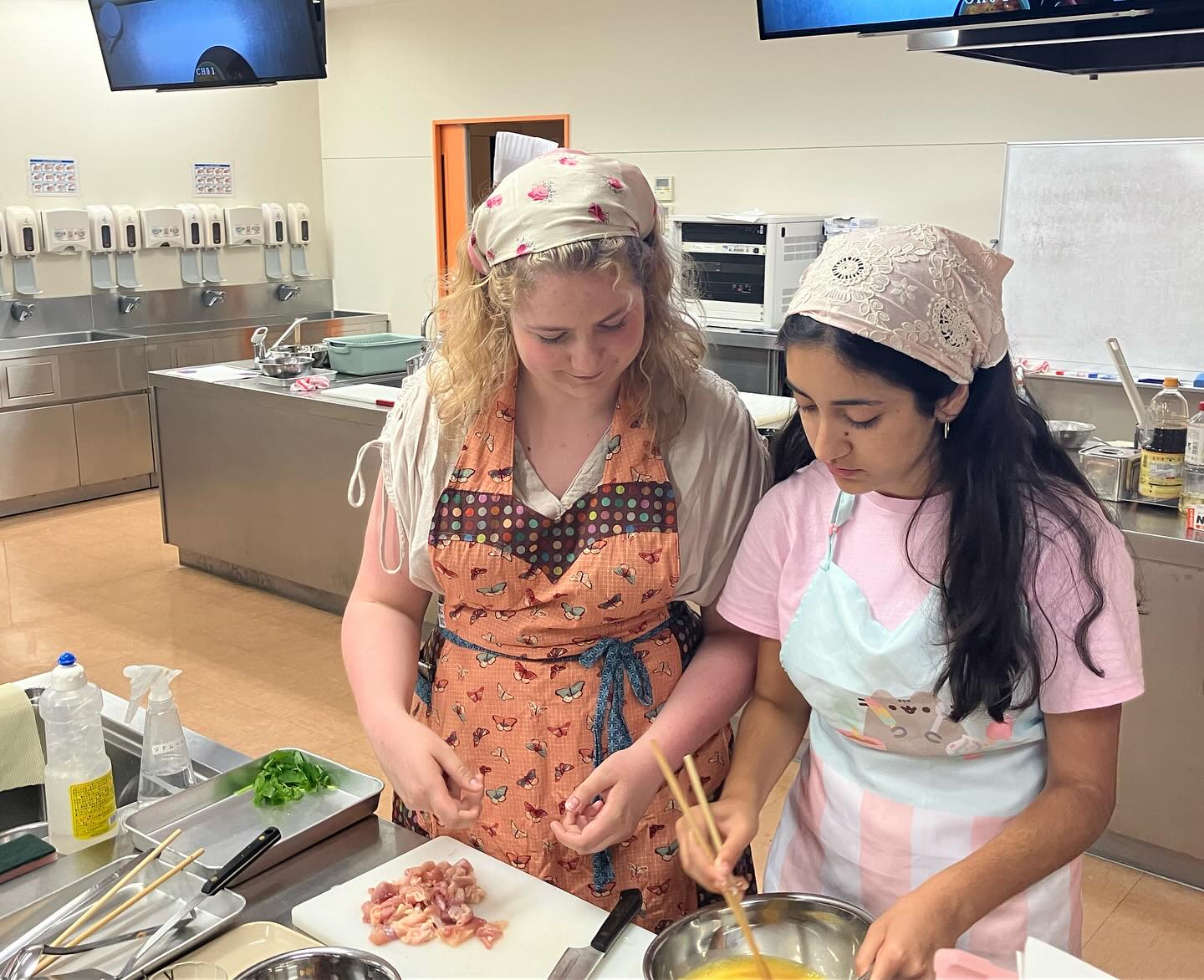 Students preparing Korean food together
